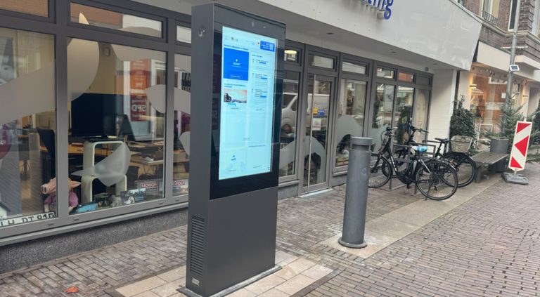 Digitale Info-Stele DIS-BL-55